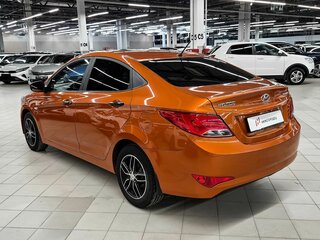 2015 Hyundai Solaris I Рестайлинг, оранжевый, 839000 рублей, вид 4