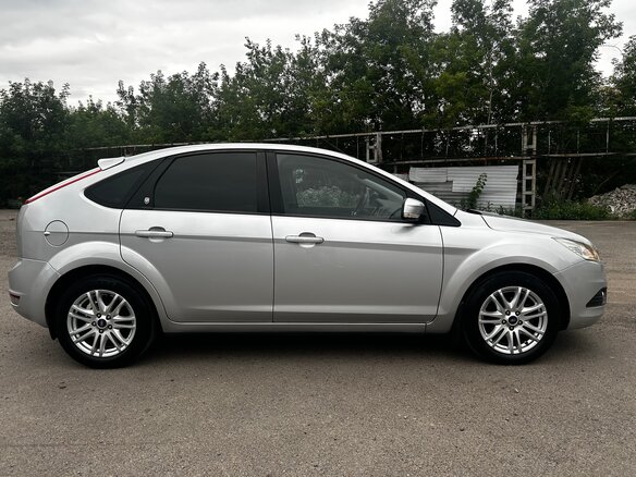 2008 Ford Focus II Рестайлинг, серый, 600000 рублей - вид 3