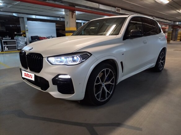 2018 BMW X5 M50d IV (G05/G18), белый, 6100000 рублей