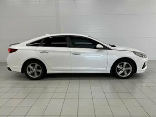 2017 Hyundai Sonata VII (LF), белый, 1485000 рублей, вид 4