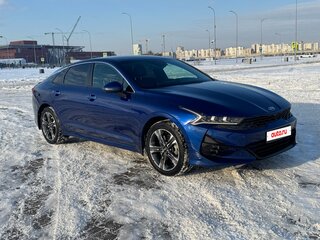 2021 Kia K5 III, синий, 2650000 рублей, вид 3