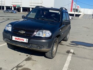 2013 Chevrolet Niva I Рестайлинг, коричневый, 449000 рублей, вид 2