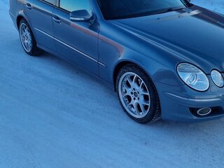 2006 Mercedes-Benz E-Класс 200 III (W211, S211) Рестайлинг, серый, 760000 рублей, вид 3