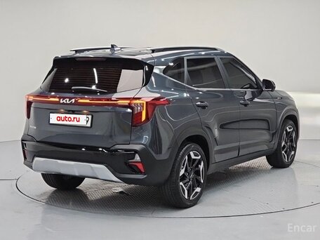 2022 Kia Seltos I Рестайлинг, серый, 2480000 рублей, вид 4