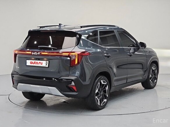 2022 Kia Seltos I Рестайлинг, серый, 2480000 рублей - вид 3