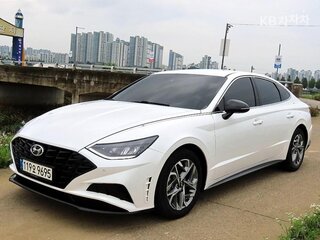 2022 Hyundai Sonata VIII (DN8), белый, 2180000 рублей, вид 2