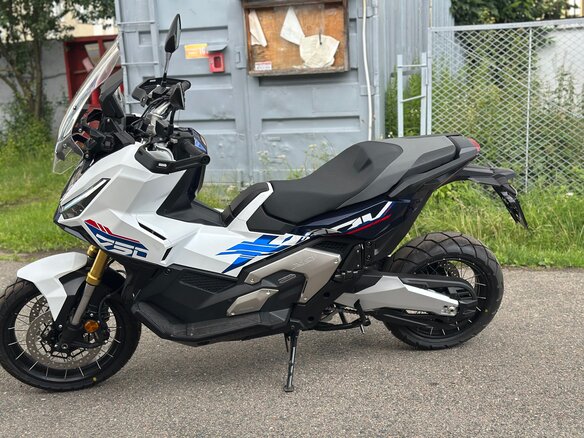 2026 Honda X-ADV, белый - вид 21