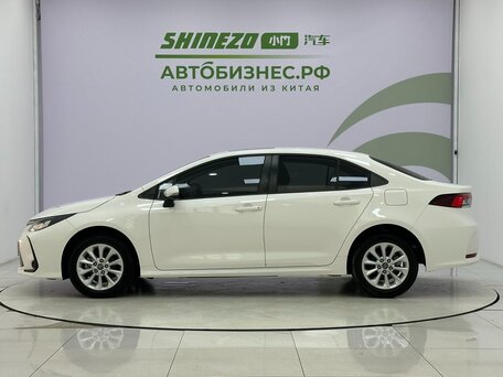 2021 Toyota Corolla XII (E210), белый, 1450000 рублей, вид 4