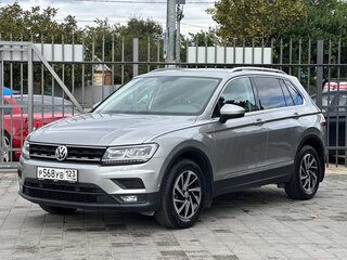 2018 Volkswagen Tiguan II, серебристый, 2349000 рублей, вид 1