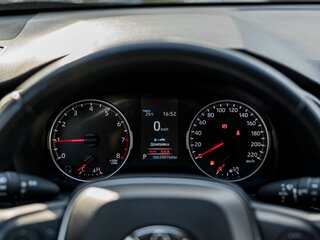 2022 Toyota RAV4 V (XA50), чёрный, 2399000 рублей, вид 5