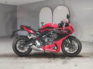 2024 Honda CBR 650R, красный, 886000 рублей, вид 1