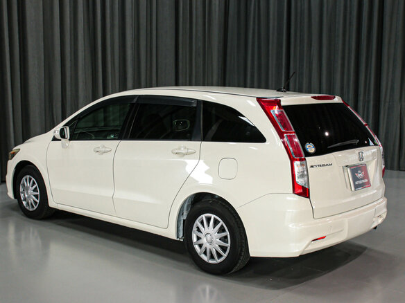 2009 Honda Stream II Рестайлинг, белый, 1220000 рублей - вид 12