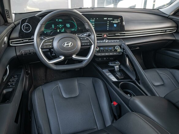 2023 Hyundai Elantra N Line VII (CN7) Рестайлинг, белый - вид 5
