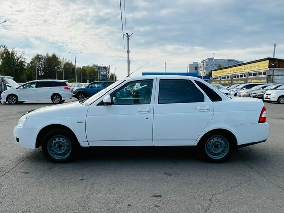 2012 Lada (ВАЗ) Priora I, белый, 499999 рублей - вид 9