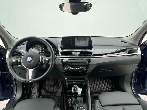 2022 BMW X1 Long 20Li sDrive II (F48) Рестайлинг, синий, 3265000 рублей - вид 3