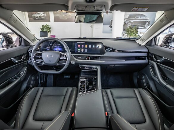 2024 FAW Bestune B70 I Рестайлинг, чёрный, 2625000 рублей - вид 21