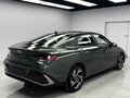 2023 Hyundai Elantra VII (CN7) Рестайлинг, серый, 1912000 рублей - вид 3