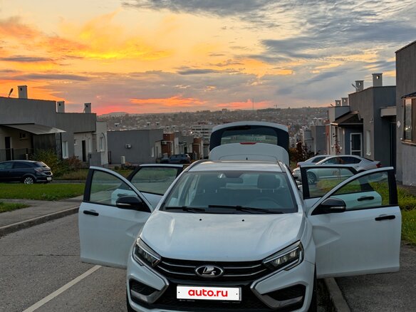2024 Lada (ВАЗ) Vesta SW I Рестайлинг (NG), белый, 1650000 рублей - вид 1