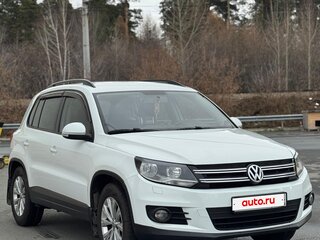 2015 Volkswagen Tiguan I Рестайлинг, белый, 1365000 рублей, вид 3