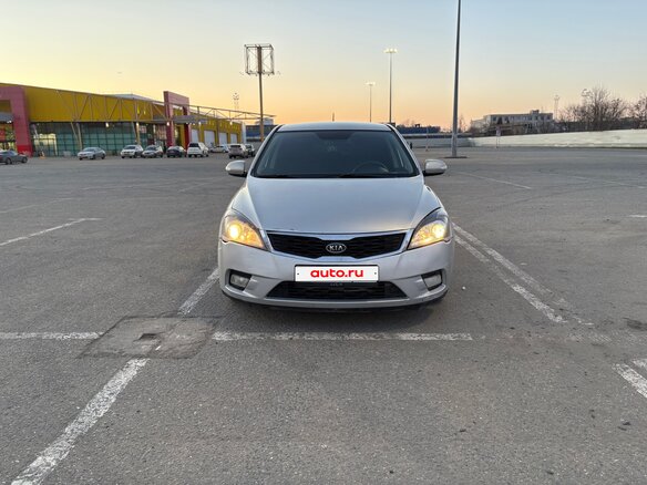 2010 Kia Ceed I Рестайлинг, серый, 510000 рублей - вид 5