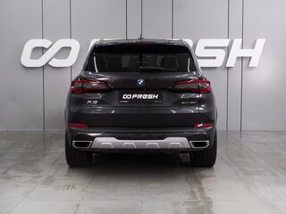 2021 BMW X5 40i IV (G05/G18), серый, 6366000 рублей, вид 4