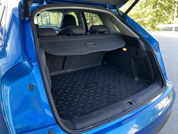 2015 Audi Q3 I (8U) Рестайлинг, синий - вид 14
