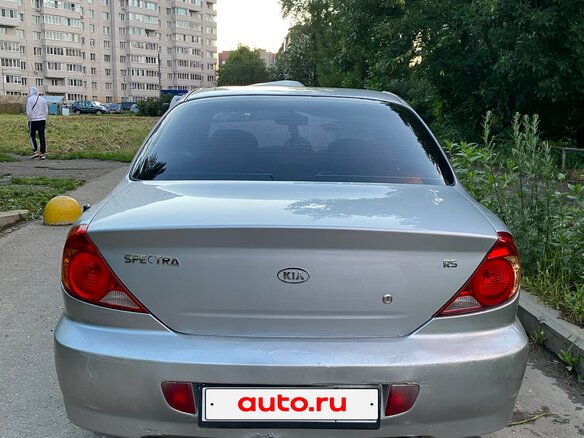 2007 Kia Spectra I Рестайлинг 2, серебристый - вид 3