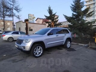 2011 Jeep Grand Cherokee IV (WK2), серебристый, 1500000 рублей, вид 1
