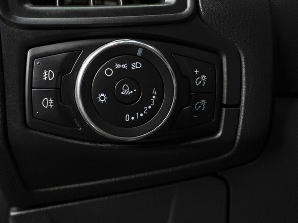 2012 Ford Focus III, чёрный - вид 18