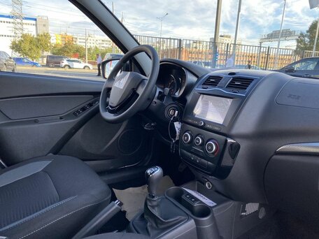 2026 Lada (ВАЗ) Granta I Рестайлинг, серебристый, 1310000 рублей, вид 4