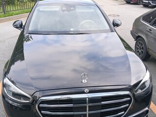 2022 Mercedes-Benz S-Класс 580 e Long 4MATIC VII (W223), чёрный, 8500000 рублей, вид 3