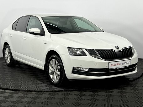 2019 Skoda Octavia III (A7) Рестайлинг, белый, 1650000 рублей, вид 4