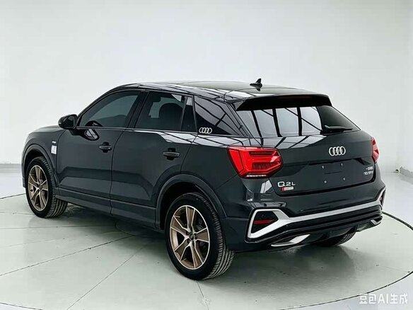 2022 Audi Q2 L 35 TFSI I Рестайлинг, чёрный, 1580000 рублей - вид 5