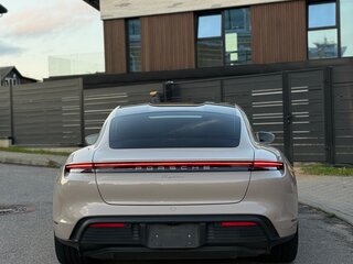 2021 Porsche Taycan I, бежевый, 4900000 рублей, вид 3