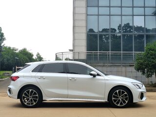 2021 Audi A3 Sportback 35 TFSI IV (8Y), белый, 2066000 рублей, вид 4