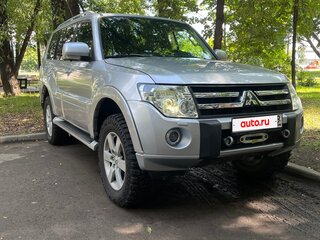 2008 Mitsubishi Pajero IV, серебристый, 1270000 рублей, вид 1