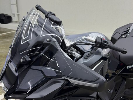 2025 BMW R 1300 RT, чёрный, 2950000 рублей, вид 3
