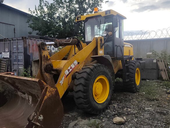 2011 XCMG LW300, жёлтый, 1950000 рублей - вид 1