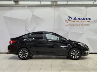 2016 Hyundai Solaris I Рестайлинг, чёрный, 1125000 рублей, вид 2