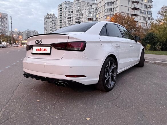 2018 Audi A3 III (8V) Рестайлинг, белый, 1600000 рублей - вид 10