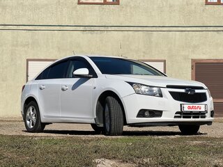 2012 Chevrolet Cruze I, белый, 750000 рублей, вид 2