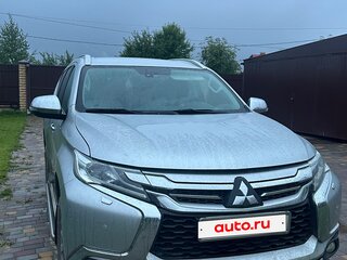 2017 Mitsubishi Pajero Sport III, серебристый, 2300000 рублей, вид 2