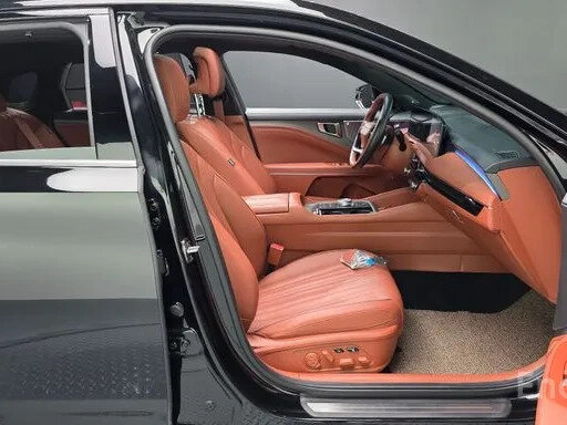 2025 Kia K8 I Рестайлинг, чёрный - вид 3
