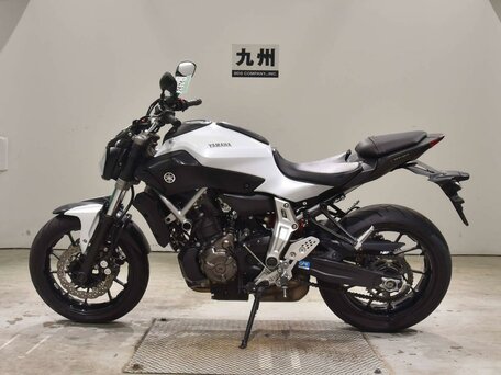 2014 Yamaha MT-07 (FZ-07), белый, 725000 рублей, вид 1