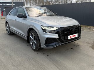 2021 Audi Q8 55 TFSI I (4M), серый, 7000000 рублей, вид 2