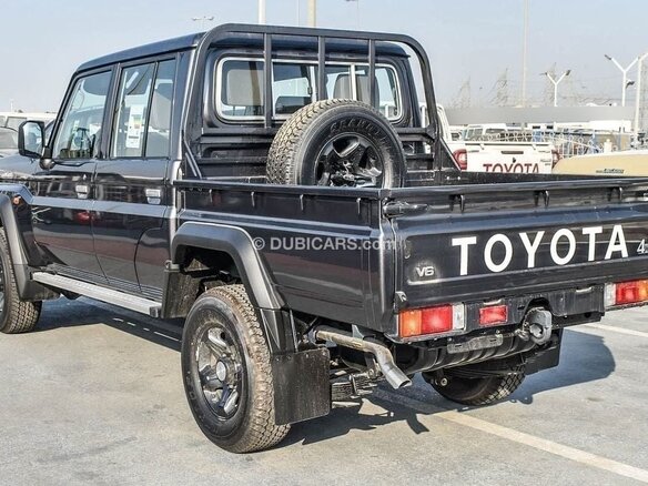 2024 Toyota Land Cruiser 79 70 Series Рестайлинг 2, чёрный - вид 4
