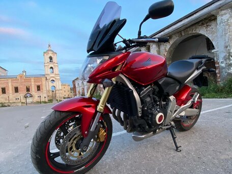 2007 Honda CB 600F Hornet, красный, 520000 рублей, вид 1