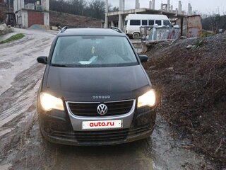2008 Volkswagen Touran I Рестайлинг, чёрный, 700000 рублей, вид 1