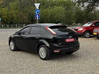 2009 Ford Focus II Рестайлинг, чёрный, 650000 рублей, вид 4
