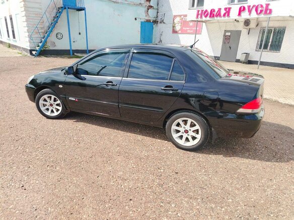 2007 Mitsubishi Lancer IX Рестайлинг, чёрный, 400000 рублей - вид 6